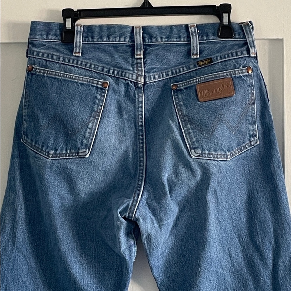 Wrangler Light Blue Relaxed Jeans